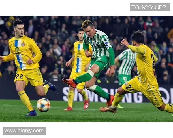 贝蒂斯与皇社会激战在即谁能在西甲赛场上笑到最后