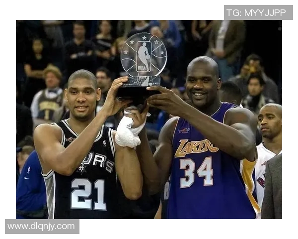 大本与奥尼尔的篮球对决历史回顾与技术分析