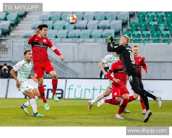 沃尔夫斯堡客场大胜沙尔克04遭遇惨败：德甲赛场的震撼一夜